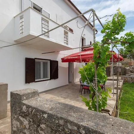 Apartman Bepo * Molat